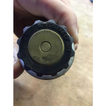 Rexroth MNR R9780177750 4-Way Hydraulic Valve