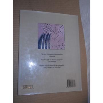Introduction To Pottery: A Step-By-Step Project Book by Linde Wallner (1995, HC