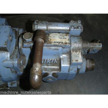 Daikin Piston Pump V15A1R-18 Motor MP15A  V15A1R18