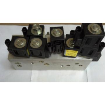 EATON VICKERS #MCD-7818 HYDRAULIC MANIFOLD ASSY Origin