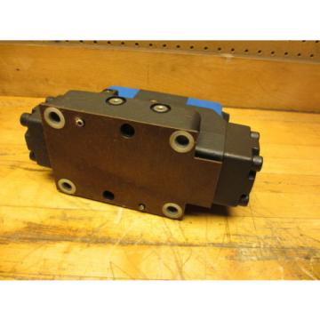 Eaton Vickers DG5V-8-H-33C-M-U-B-10 Hydraulic Directional Control Valve Origin 120V