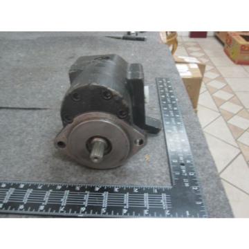 New Turolla Hydraulic Gear Pump 83021823 Bobcat