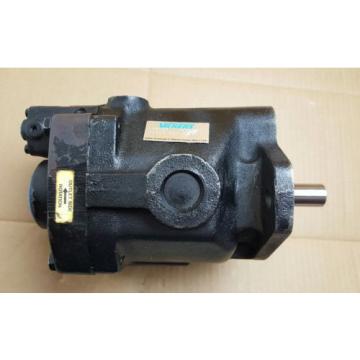 VICKERS PVB 10 RSY 30CM11 VARIABLE DISPLACEMENT HYDRAULIC AXIAL PISTON  PUMP