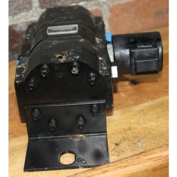 Barnes Corp Rotary Hydraulic Flow Divider #1020043 &amp; Hydraforce 6351012 Solenoid