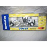 Komatsu GD 655 motor Grader, 1:50 scale by First Gear &#034;white&#034;